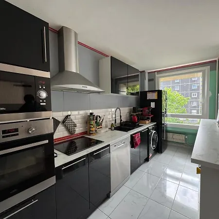 Appartement Herouville * הראובילה-סנט-קלייר